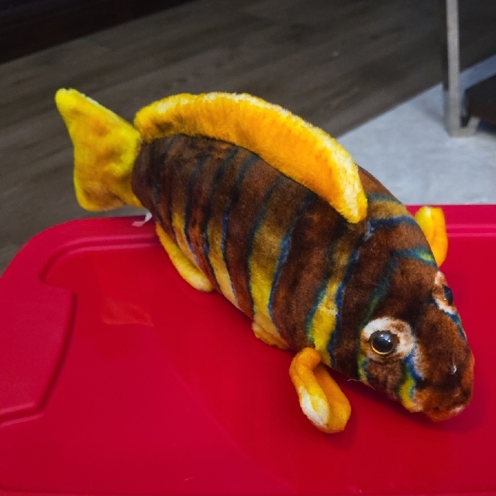 (J3) Colorful Fish Plush Toy - Picture 3 of 3
